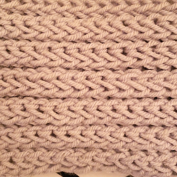 Handmade Knit Turban Headband - Picture 4 of 4